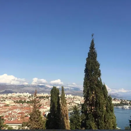 Bonaventura Countryside Near Split Villa *